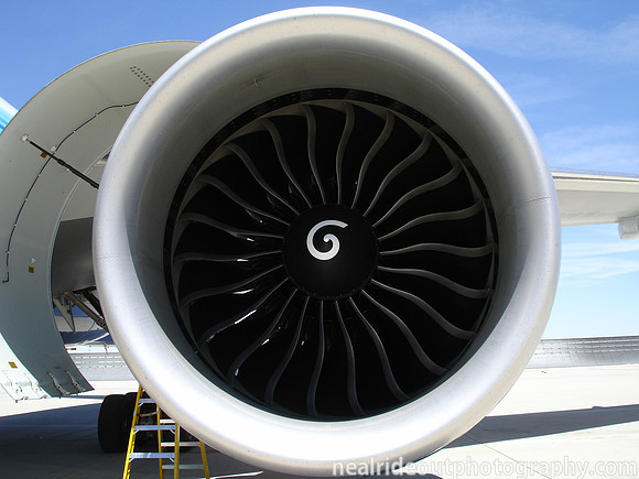 Boeing 777 Engine